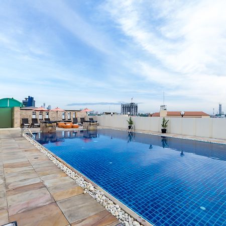 Nova Suites Pattaya By Compass Hospitality Eksteriør billede